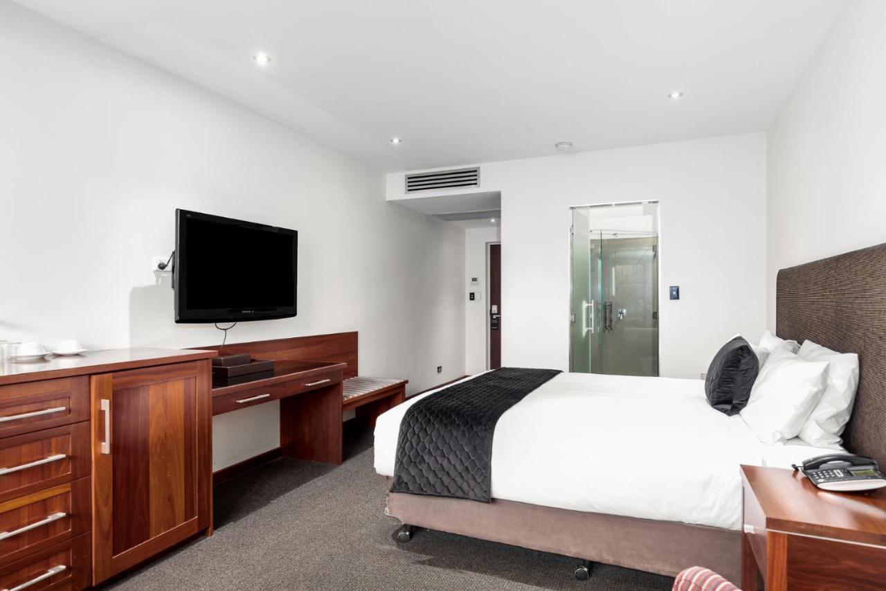 เดอะ คอมโมดอร์ Motel เมาท์แกมเบีย ภายนอก รูปภาพ